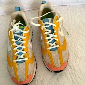 Nike Air Max Dawn  SE